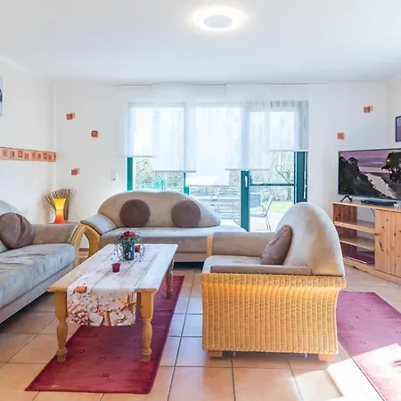 Holiday home Muschelsucher Redewisch